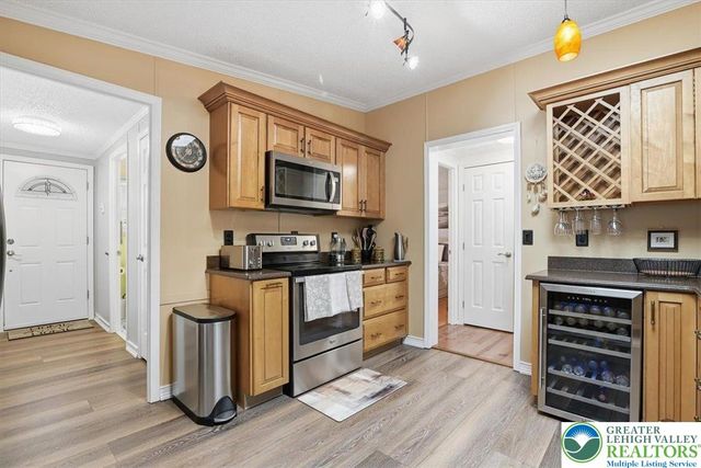 150 R Pope Road, Stroudsburg, PA 18360