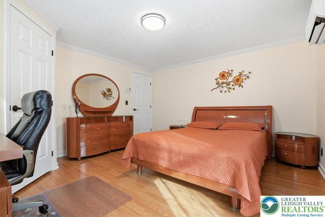 150 R Pope Road, Stroudsburg, PA 18360