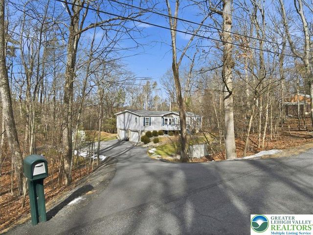 150 R Pope Road, Stroudsburg, PA 18360