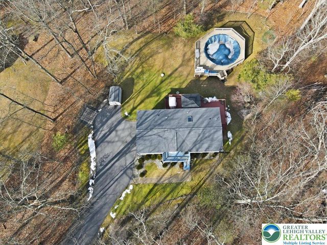 150 R Pope Road, Stroudsburg, PA 18360