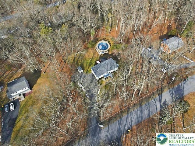 150 R Pope Road, Stroudsburg, PA 18360