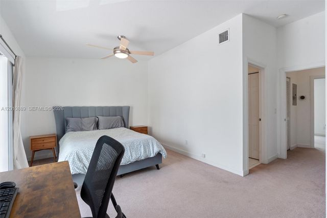 835 NE 19th Ave 2, Fort Lauderdale, FL 33304