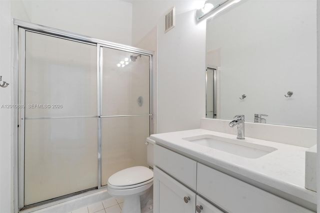 835 NE 19th Ave 2, Fort Lauderdale, FL 33304