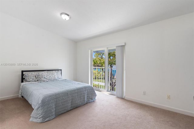 835 NE 19th Ave 2, Fort Lauderdale, FL 33304