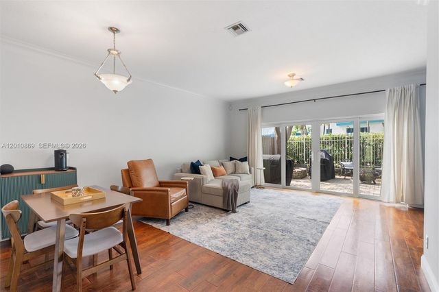 835 NE 19th Ave 2, Fort Lauderdale, FL 33304