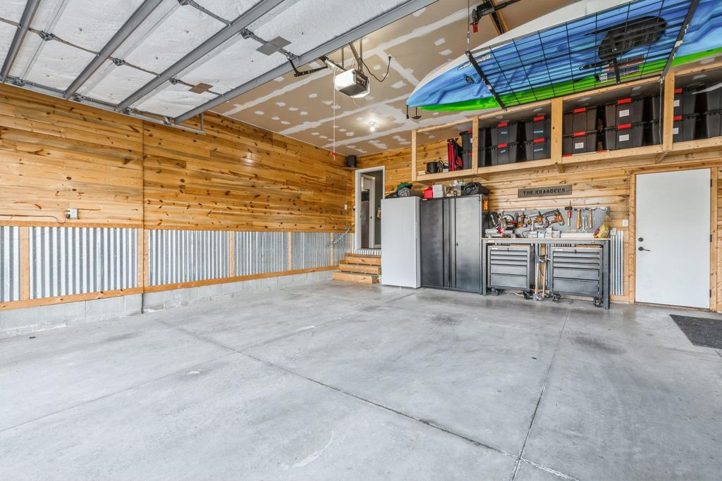 2302 Bronco Lane, Buffalo, MN 55313