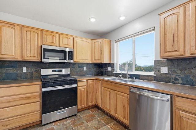 9428 N Oak St, Spokane, WA 99208