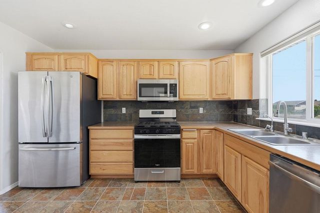 9428 N Oak St, Spokane, WA 99208