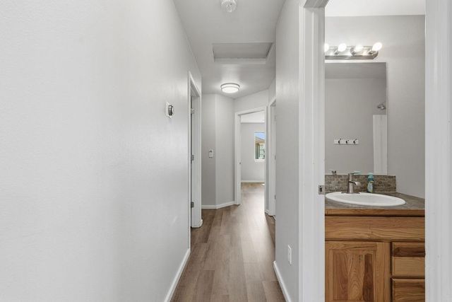 9428 N Oak St, Spokane, WA 99208