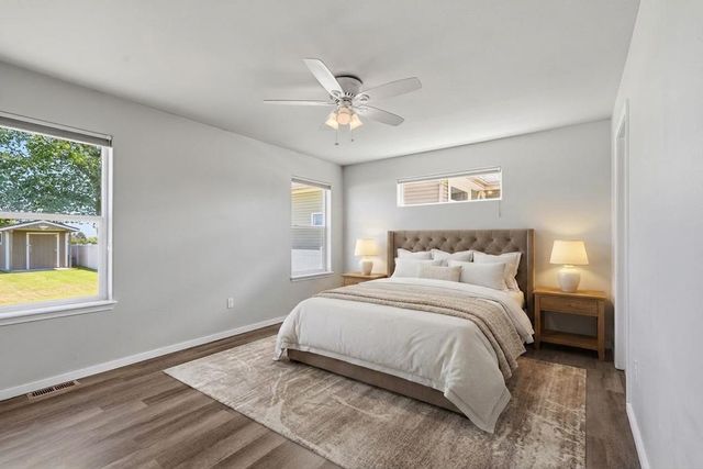 9428 N Oak St, Spokane, WA 99208