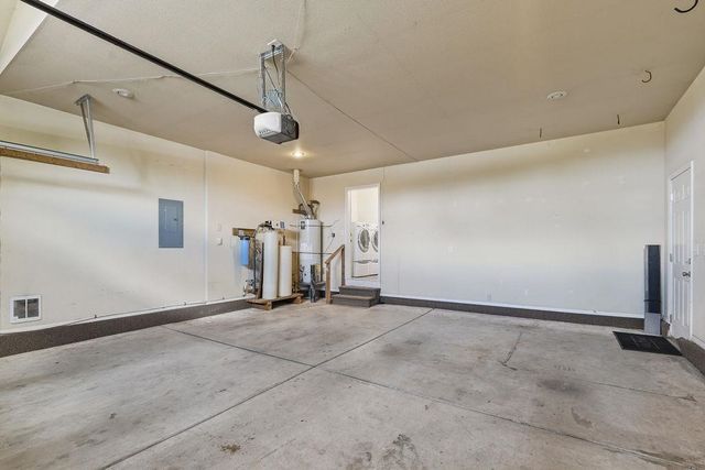 9428 N Oak St, Spokane, WA 99208