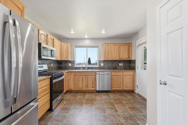 9428 N Oak St, Spokane, WA 99208