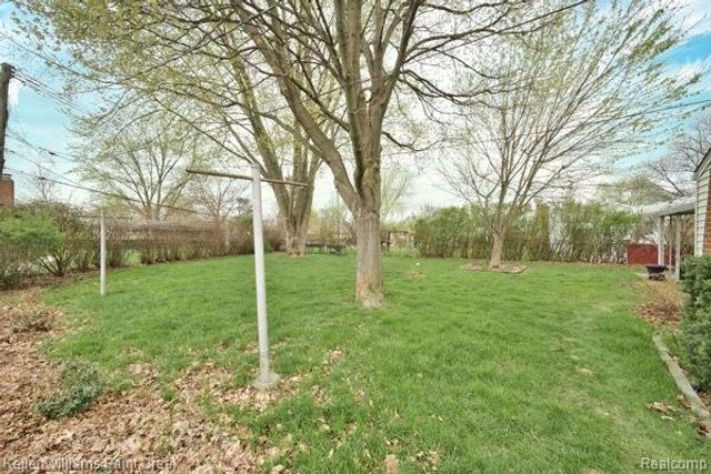 33954 Vista Way, Fraser, MI 48026