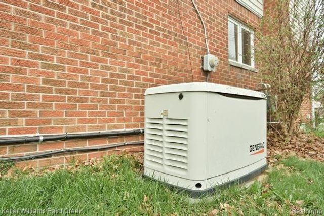 33954 Vista Way, Fraser, MI 48026