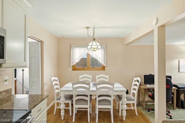 33954 Vista Way, Fraser, MI 48026