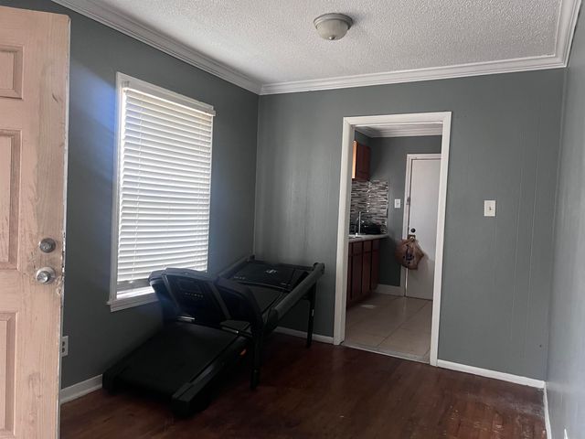 1965 CLOVERDALE ST, Memphis, TN 38114