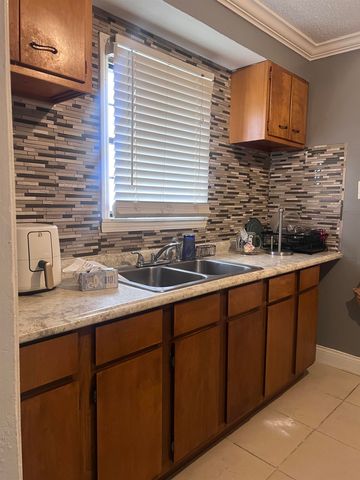 1965 CLOVERDALE ST, Memphis, TN 38114