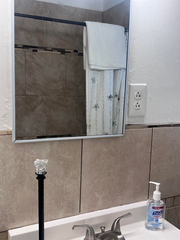 1965 CLOVERDALE ST, Memphis, TN 38114