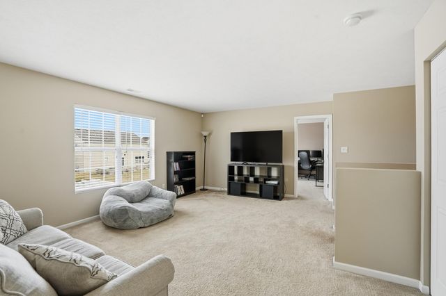 10843 Hillcrest Lane, Dyer, IN 46311