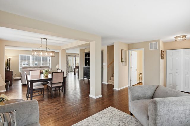 10843 Hillcrest Lane, Dyer, IN 46311