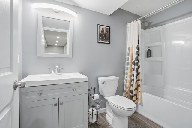 10843 Hillcrest Lane, Dyer, IN 46311