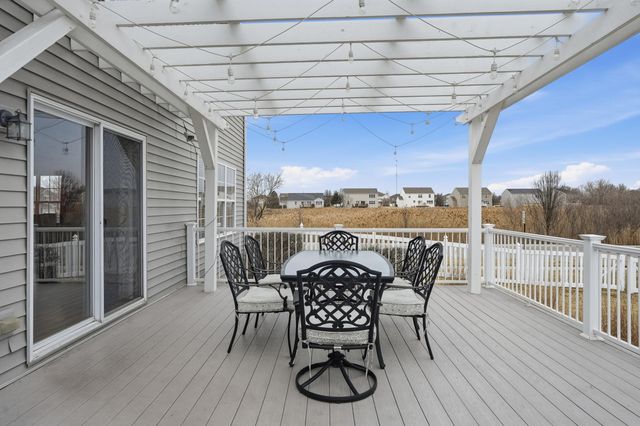 10843 Hillcrest Lane, Dyer, IN 46311