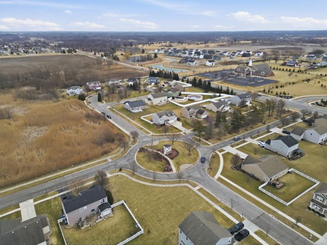 10843 Hillcrest Lane, Dyer, IN 46311