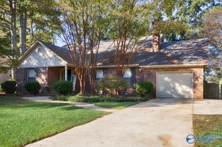 404 Cloverleaf Drive, Athens, AL 35611