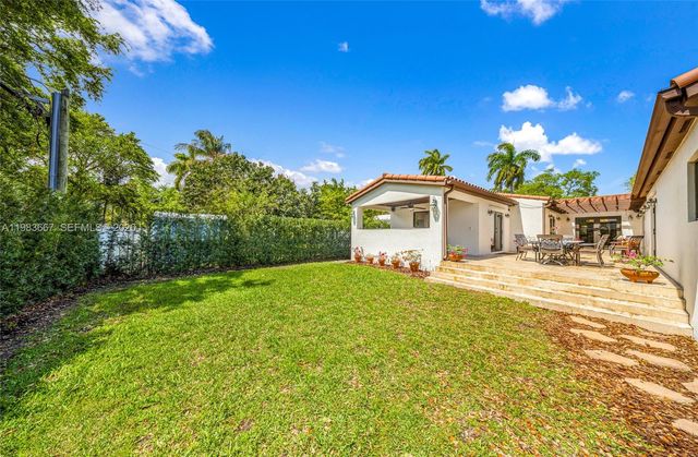 1740 Westward Dr, Miami Springs, FL 33166