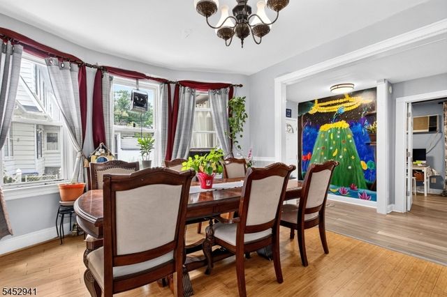 136 W Gibbons St, Linden City, NJ 07036