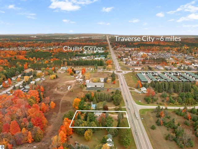 3182 S M-37, Traverse City, MI 49685