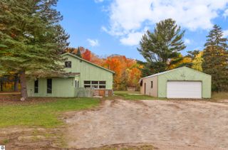 3182 S M-37, Traverse City, MI 49685