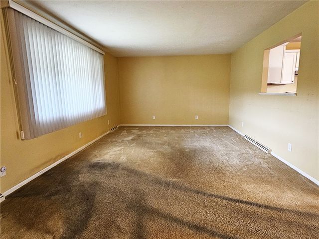 176 Ten School Rd, New Alexandria, PA 15670