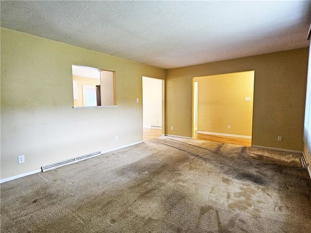 176 Ten School Rd, New Alexandria, PA 15670