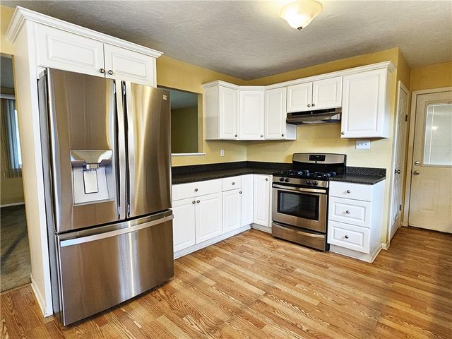 176 Ten School Rd, New Alexandria, PA 15670