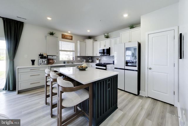 5760 ST DAVID DR, White Plains, MD 20695