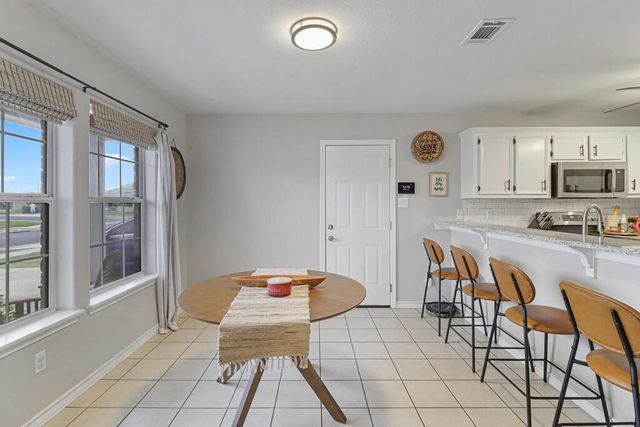 5725 Ventura Lane, Corpus Christi, TX 78417