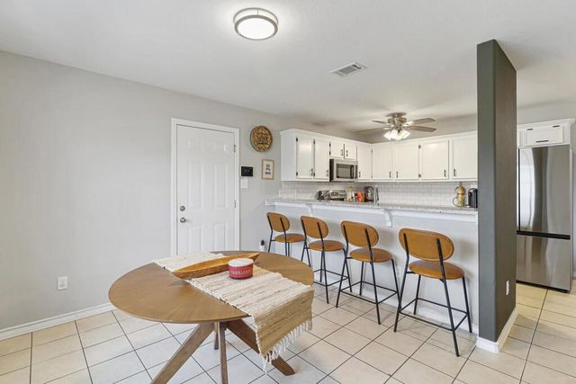 5725 Ventura Lane, Corpus Christi, TX 78417