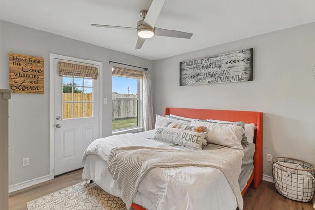 5725 Ventura Lane, Corpus Christi, TX 78417