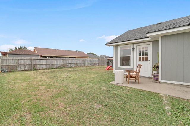 5725 Ventura Lane, Corpus Christi, TX 78417