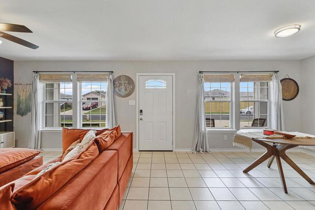 5725 Ventura Lane, Corpus Christi, TX 78417