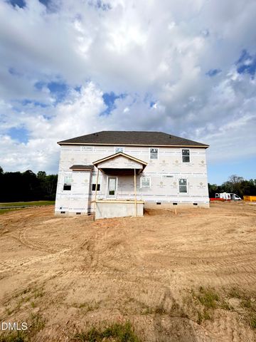 64 Maverick Lane, Dunn, NC 28334