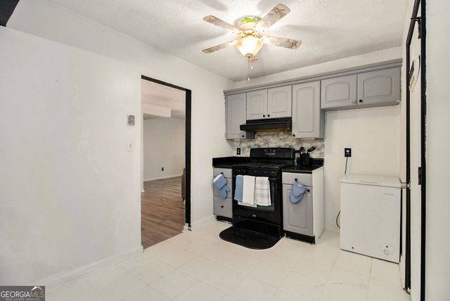 3808 Shane Court, Ellenwood, GA 30294