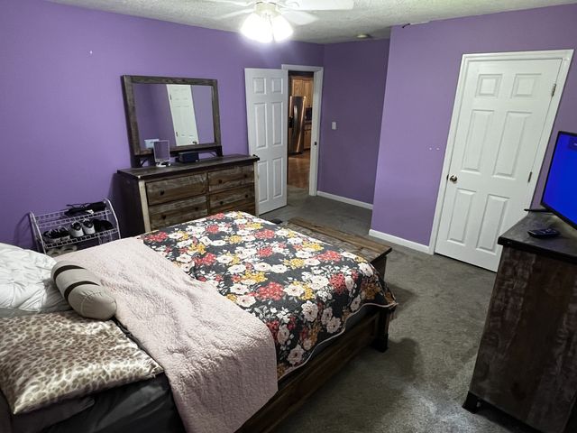 25 W Adkins Ln, Lawrenceburg, TN 38464