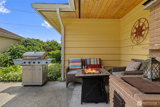 1213 Alaska Avenue, Anacortes, WA 98221