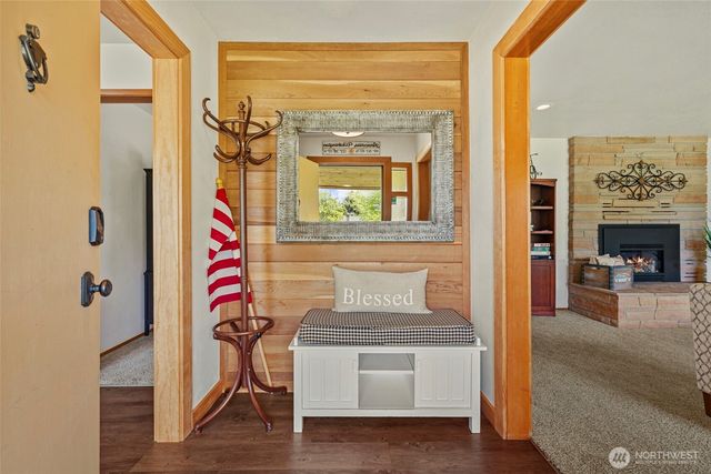1213 Alaska Avenue, Anacortes, WA 98221