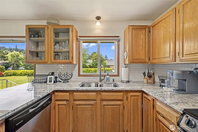 1213 Alaska Avenue, Anacortes, WA 98221