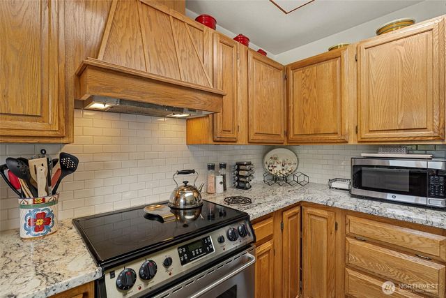 1213 Alaska Avenue, Anacortes, WA 98221