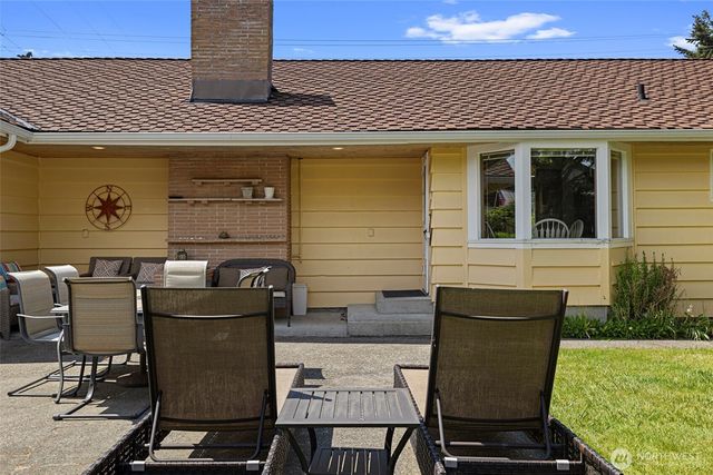 1213 Alaska Avenue, Anacortes, WA 98221
