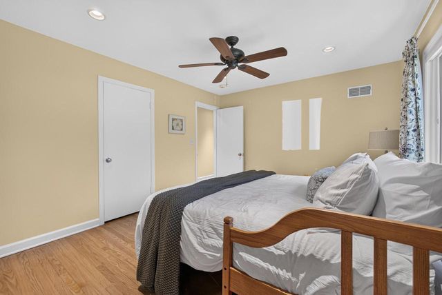 6717 N Holly COURT, Fox Point, WI 53217